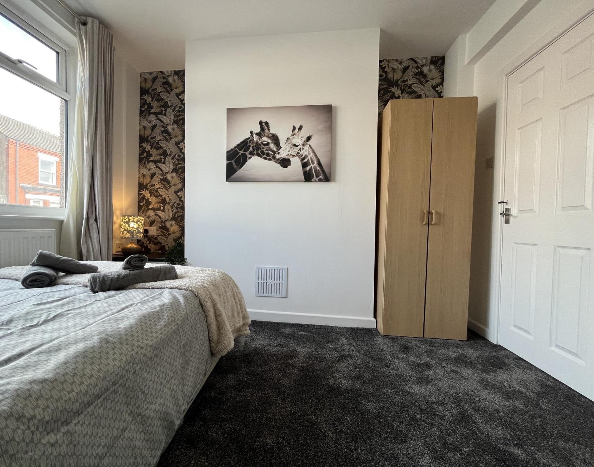 Modernised Central Wigan Townhouse Sleeps Up To 6 Exterior foto